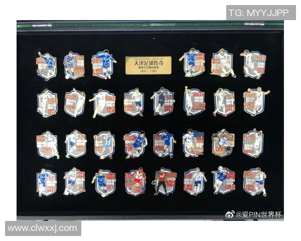 世界上最早足球明星卡片揭秘 见证足球历史的珍贵瞬间